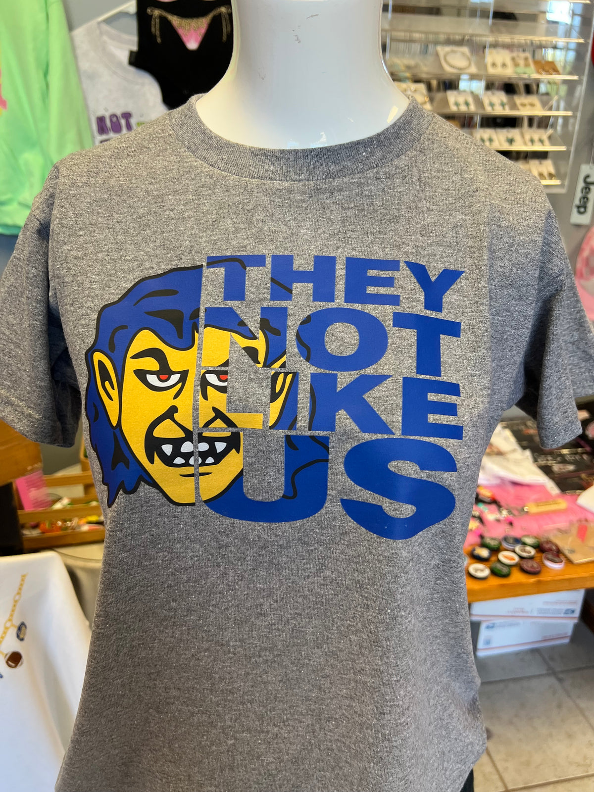 unisex top school