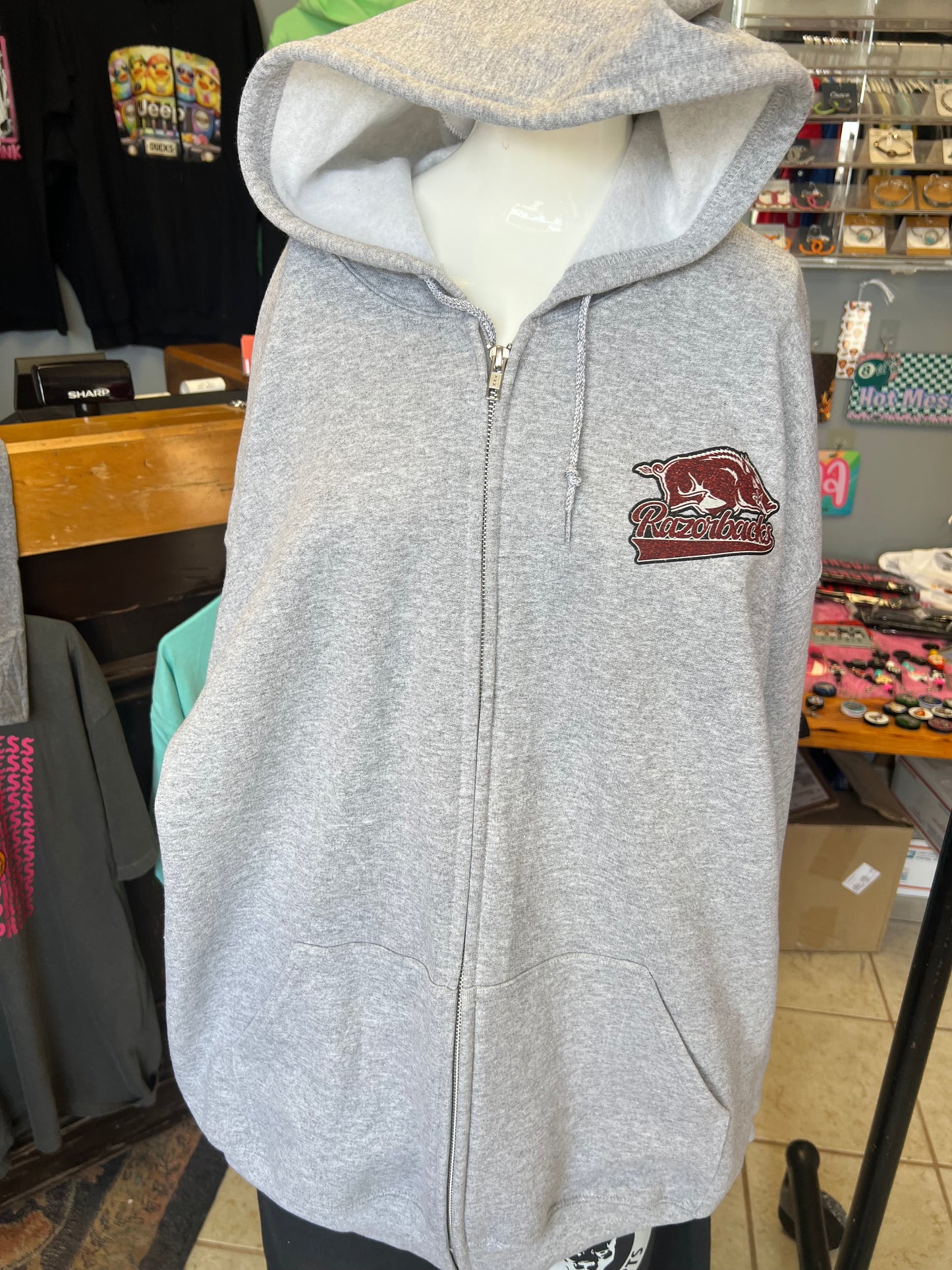 Ready to ship out Gildan medium hoddie extra large zip up front and back