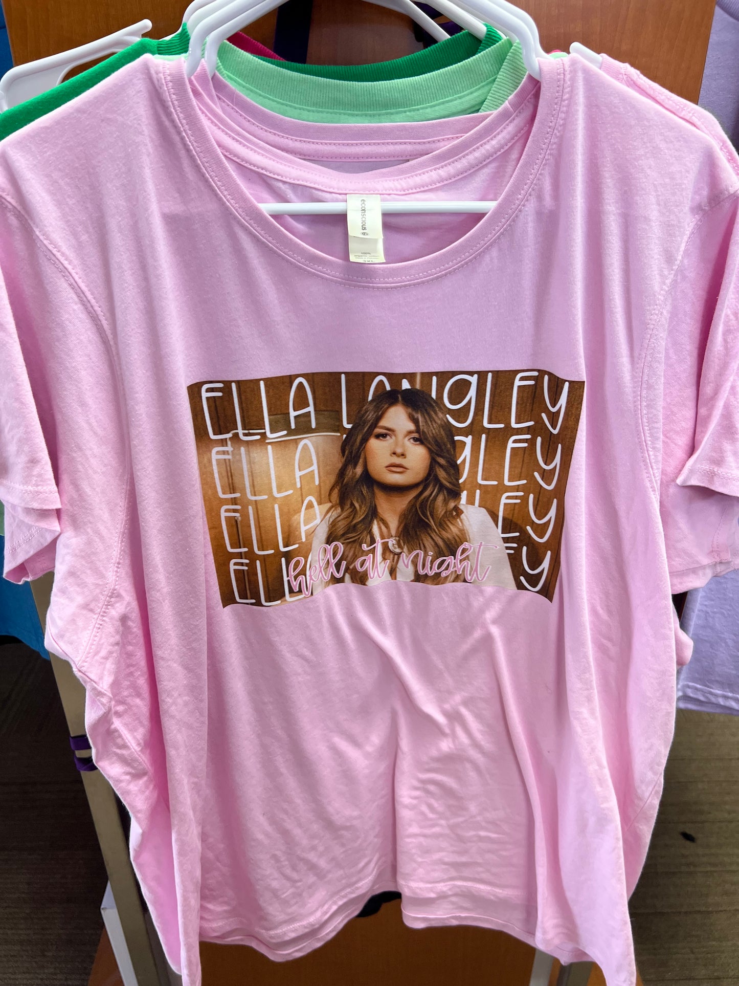 New ready to ship out ladies cut size 3X took a photo of the tag ￼