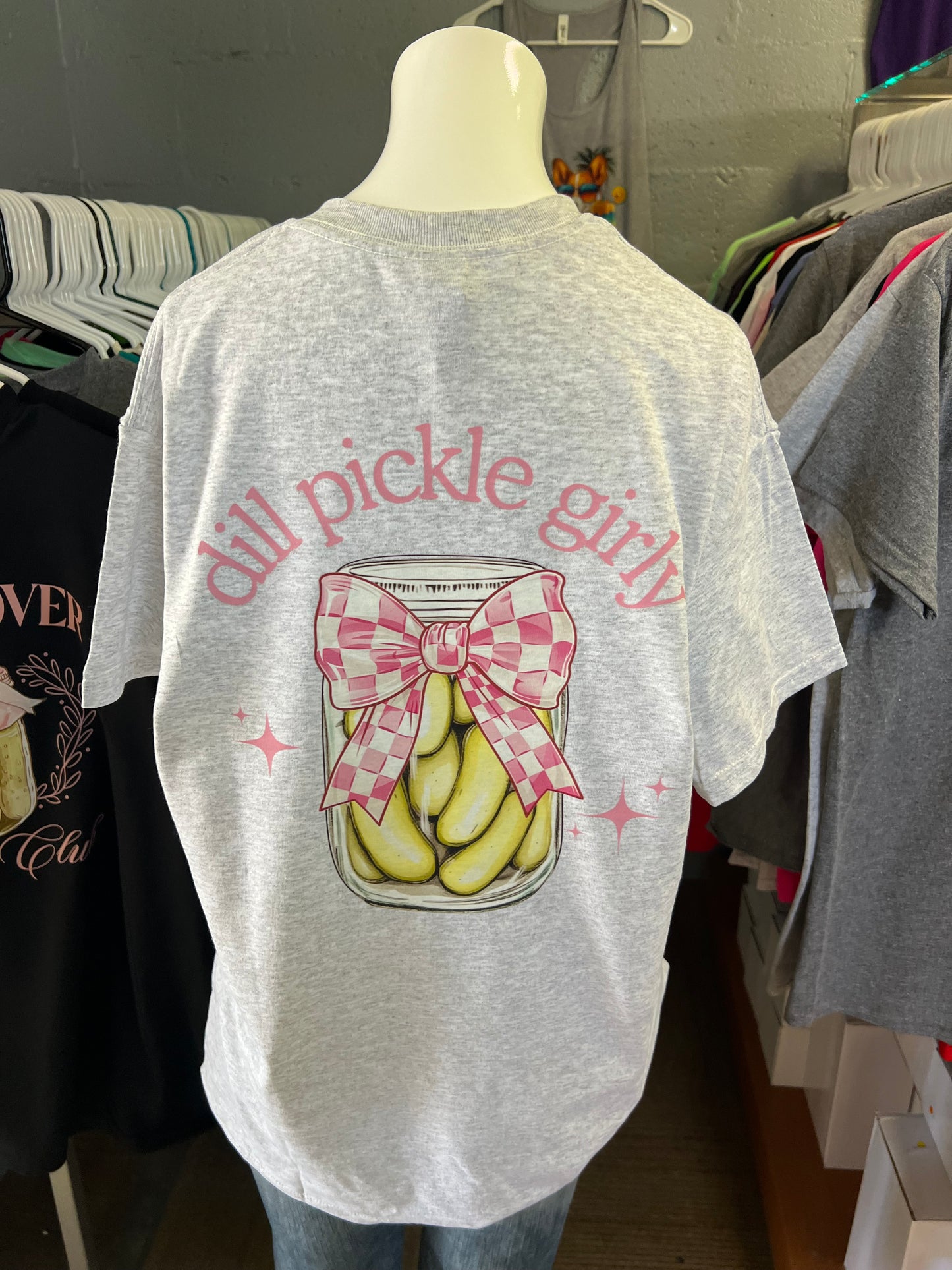 New  unisex T-shirt pink pickle  lover