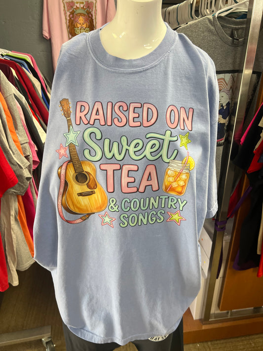 New  unisex T-shirt comfort color Brand raised on sweet tea and country songs ￼