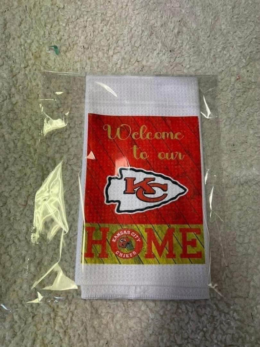 Decorative hand towel