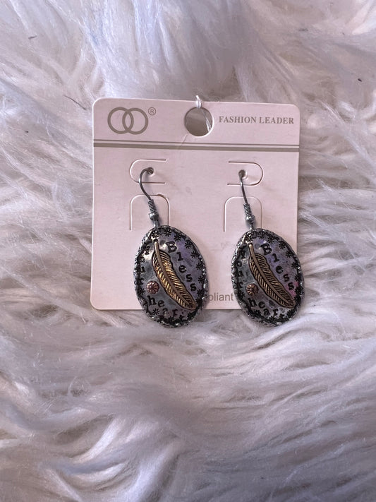 New blessed feather earrings