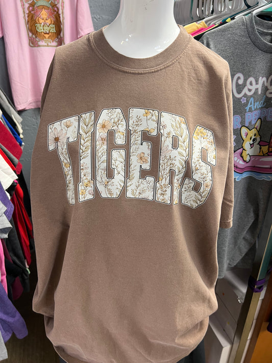 New  unisex T-shirt comfort color Brand pepper tiger