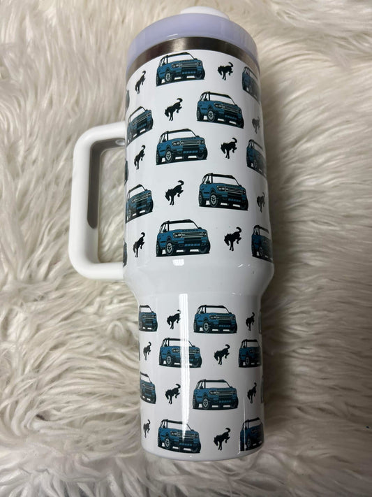 Brand new 40 ounce stainless steel Tumblr with handle  with plastic straw