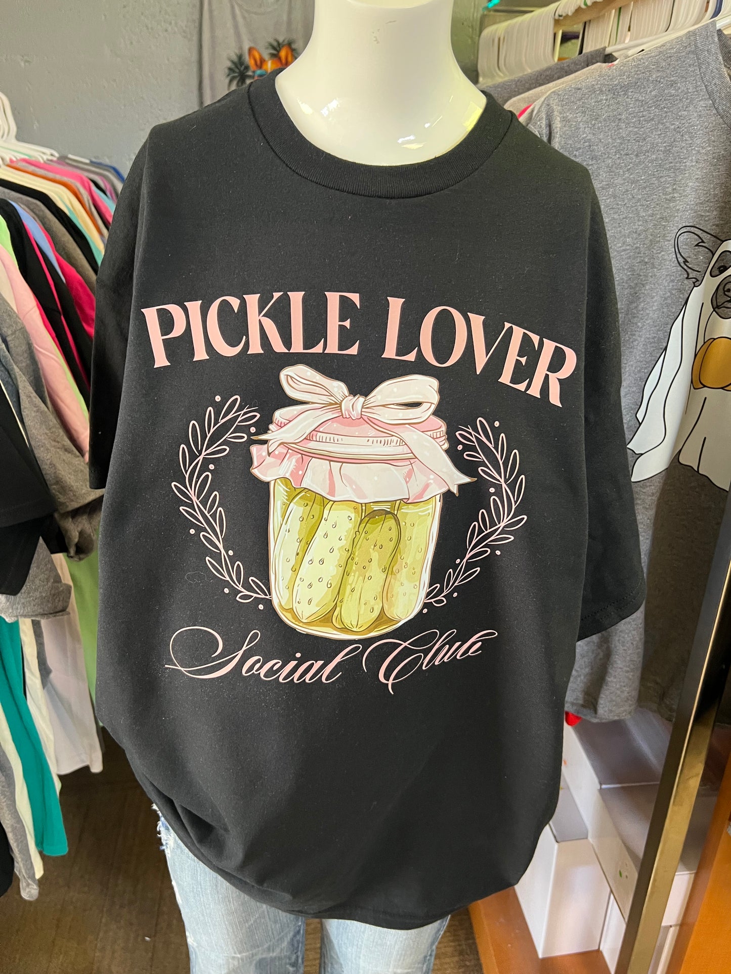 New  unisex T-shirt pink pickle  lover social club