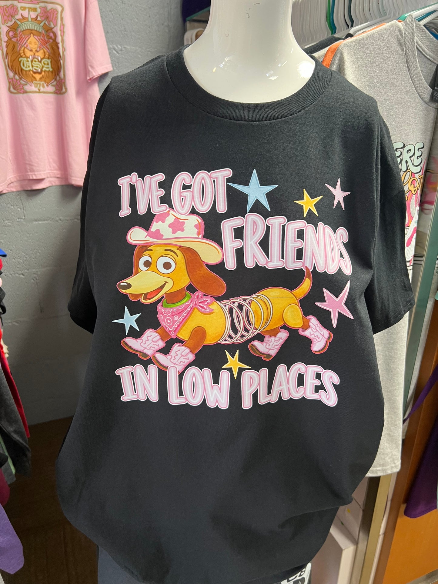 New unisex top I got friends in low places