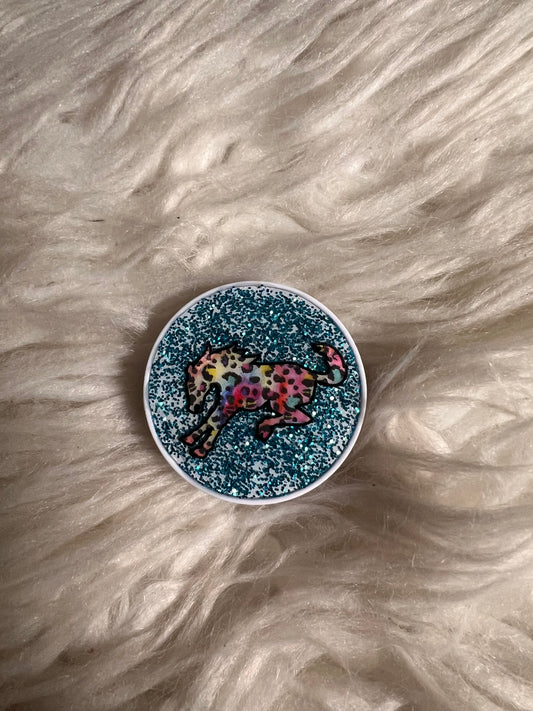 Resin covered pop socket