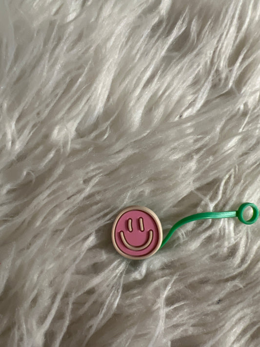 Straw topper