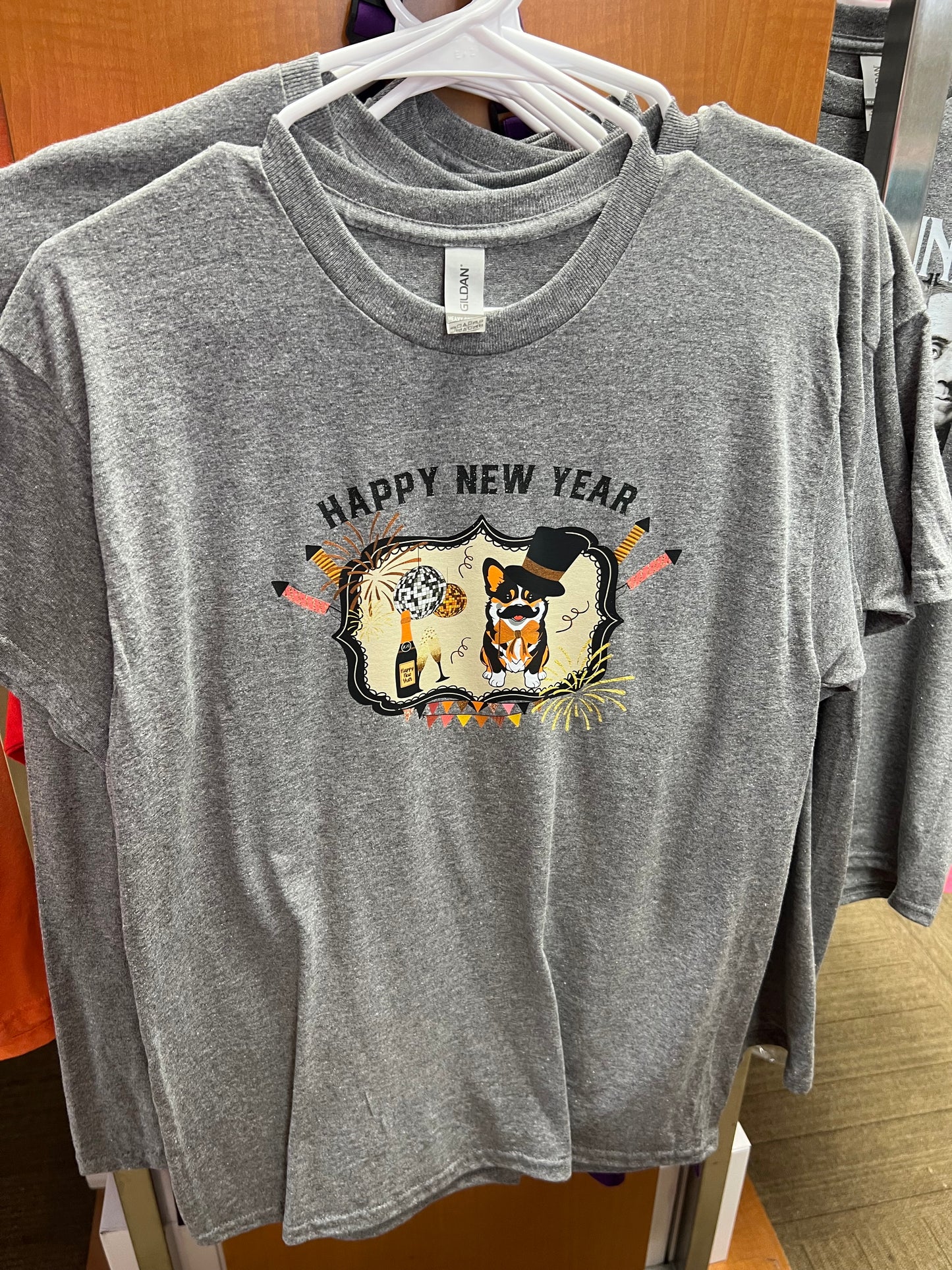 New unisex clearance T-shirt medium